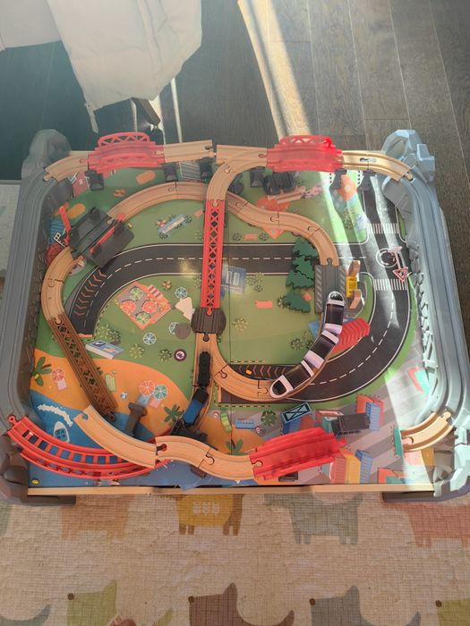 Дървена влакова композиция HAPE