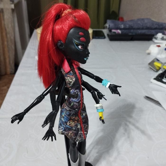 Monster high кукла вайдона