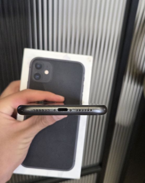 Iphone 11 64 gb.