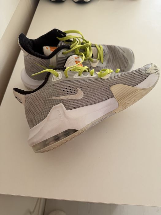 Баскетболни маратонки NIKE Air Max Impact