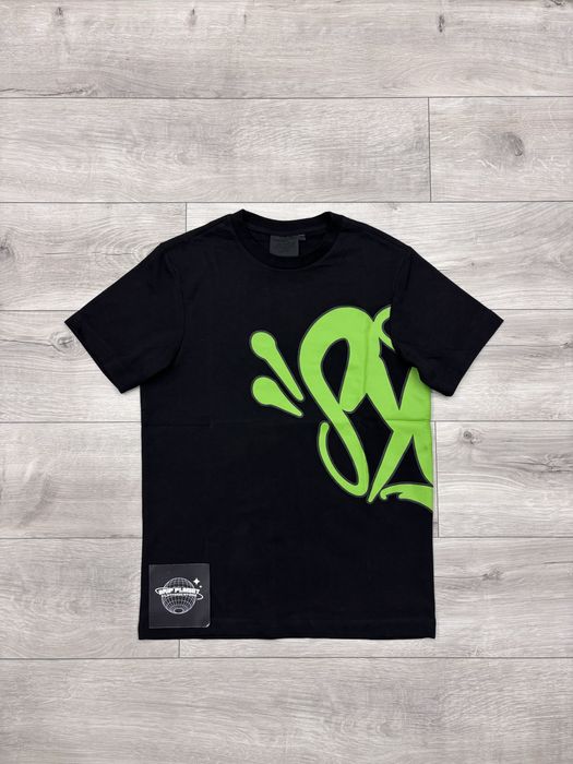 Футболка Syna World