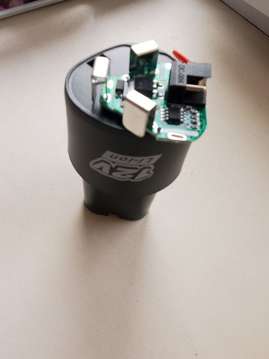 Корпус Аккумулятора