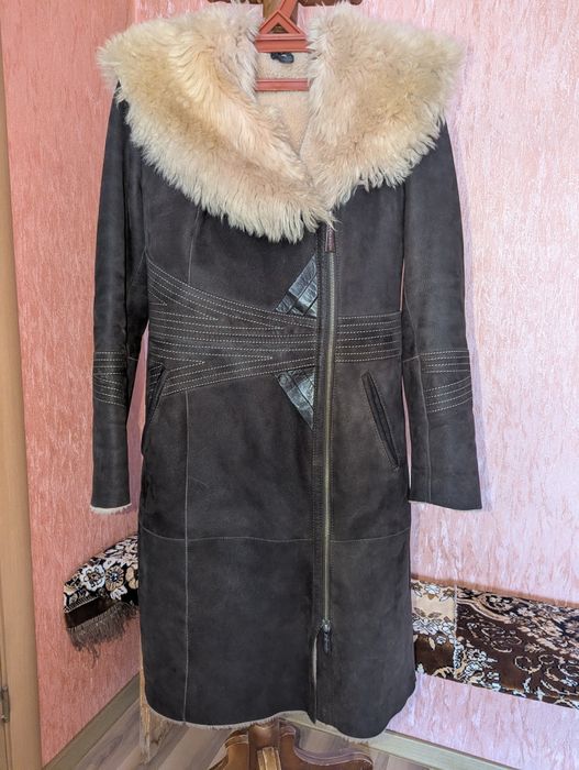 Женская дубленка