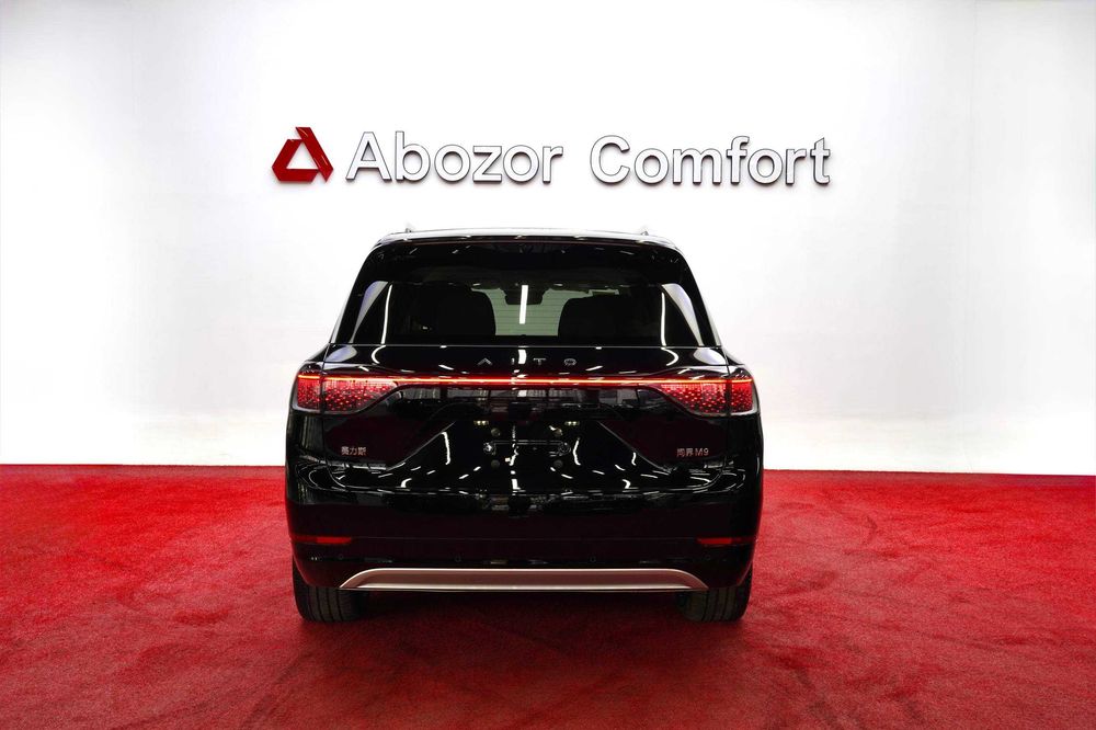 AITO M9 Ultra Sotiladi