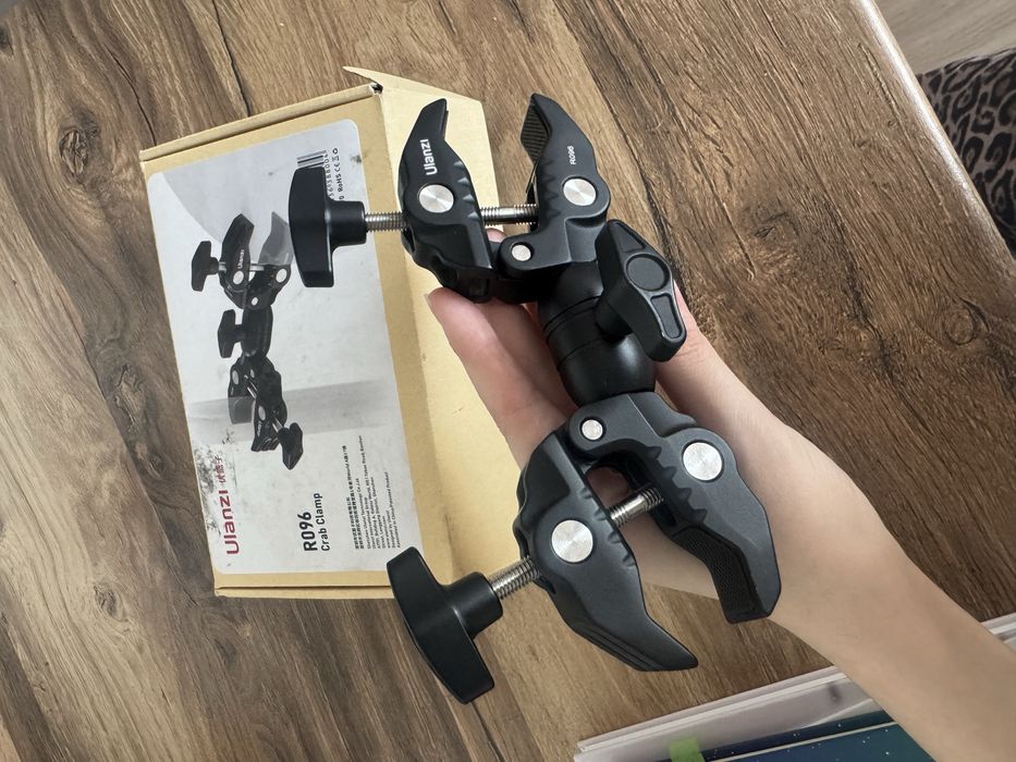 Крепление Ulanzi R096 Clamp