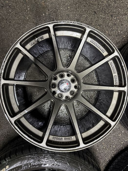 Продаются диски R-18 разноширокие