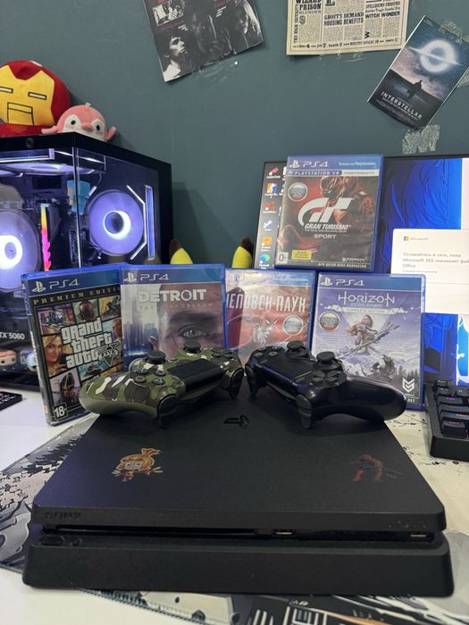PlayStation 4+2джостика