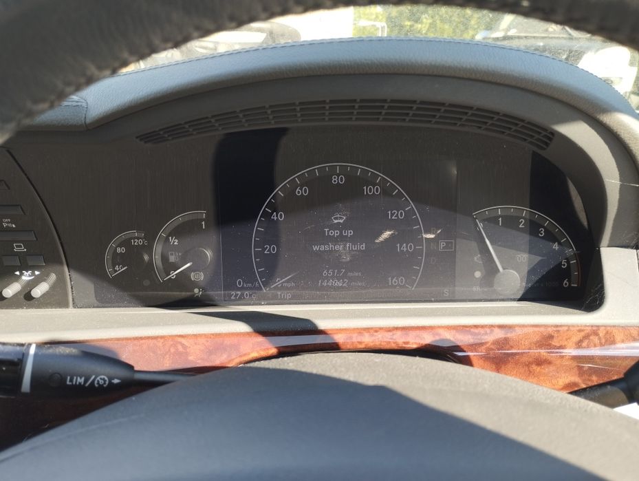 Километраж, дисплей на навигация и CD ченджър за Mercedes S класа W221