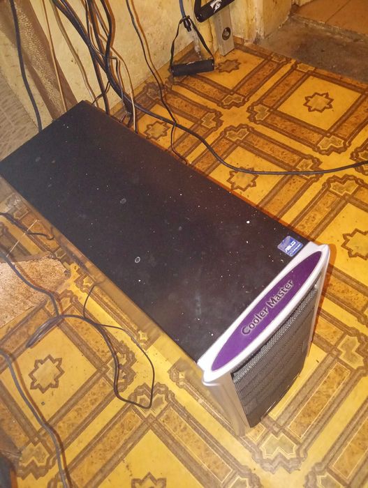 Продавам компютър за игри RX 580 promocia