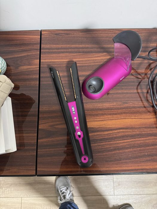Dyson утюжек выпрямитель для волос