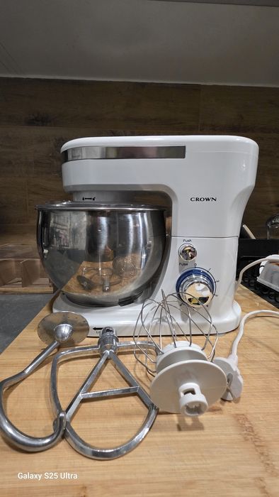 Планетарен миксер Crown