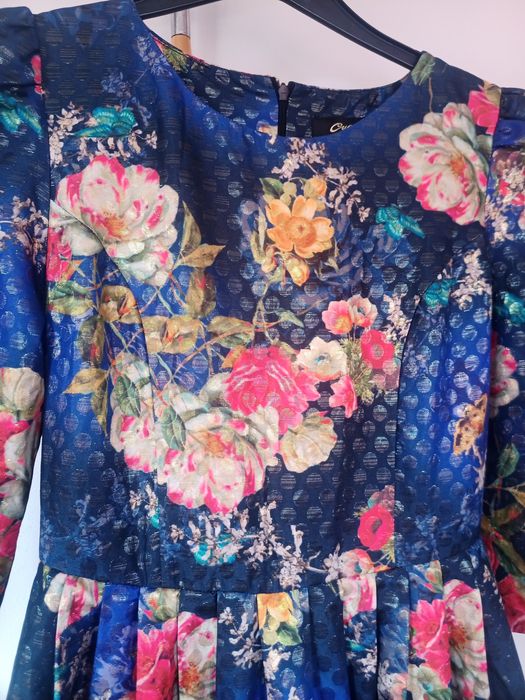 Rochie midi cu imprimeu floral