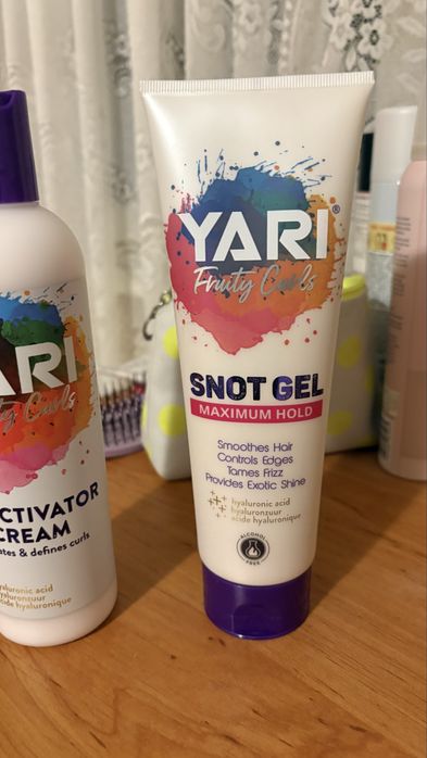 Козметика за къдрава коса Yari fruity нови