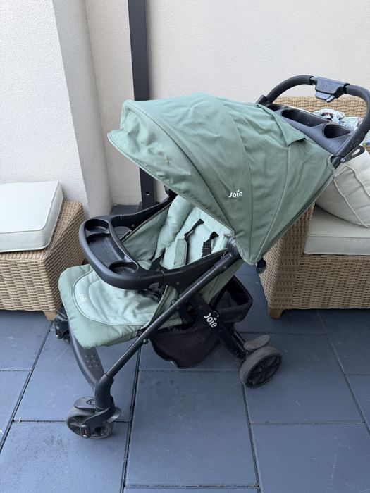 Carucior sport Joie verde