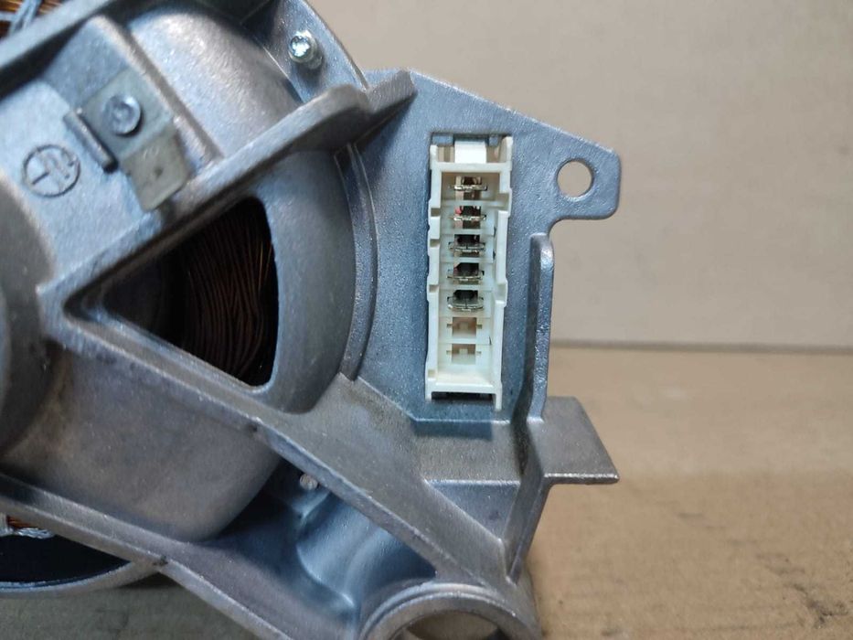 Motor 5pini Masina de spalat cu uscator Innex XWDA751480 /R3