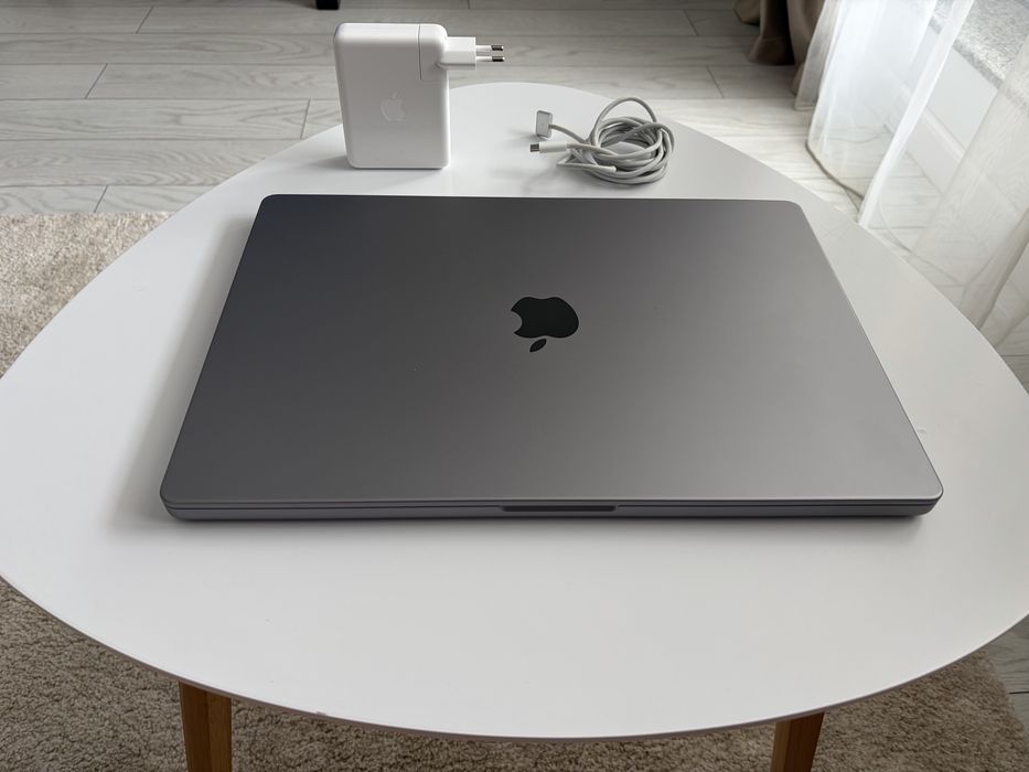 macbook pro m1 pro - Laptopuri oferte online | OLX.ro