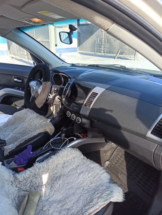 Митцубици Оутландер