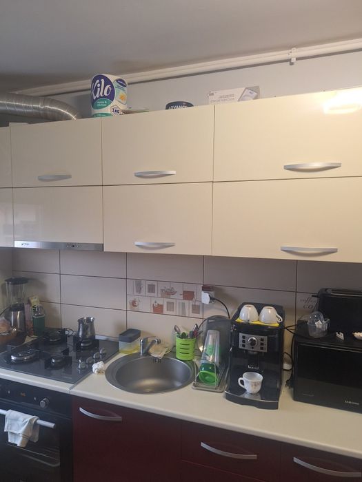 Vand bucatarie pal lucios,fara electrocasnice