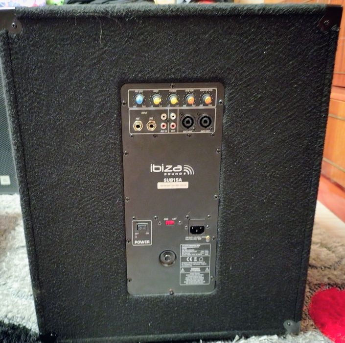 Vând subwoofer ibiza