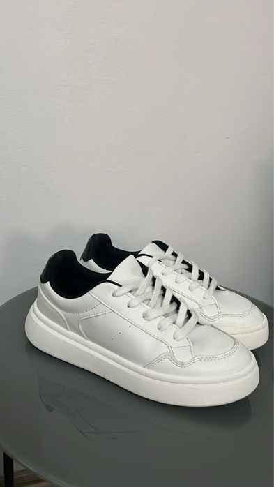 Adidasi  baiat zara 35