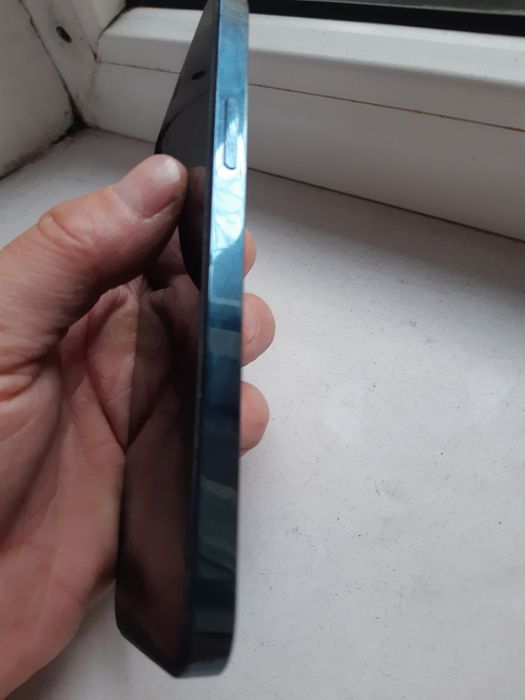 Айфон 12про сатылады срочно акша керек