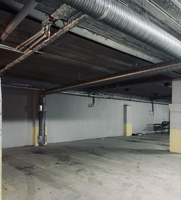 Сдам место в паркинге в новом доме