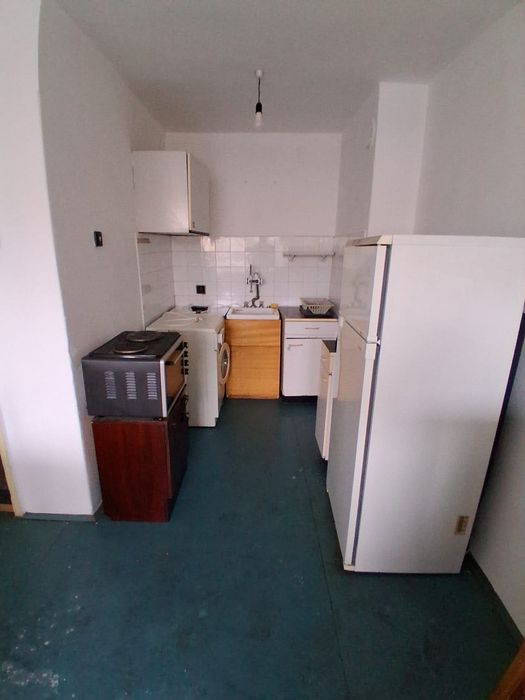 Продава се Тристаен апартамент в Габрово, Център - 98 кв.м за 1327 €/кв.м - Снимка #12