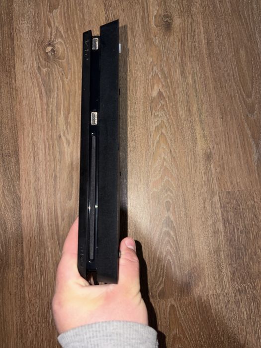 Vand sau schimb ps4