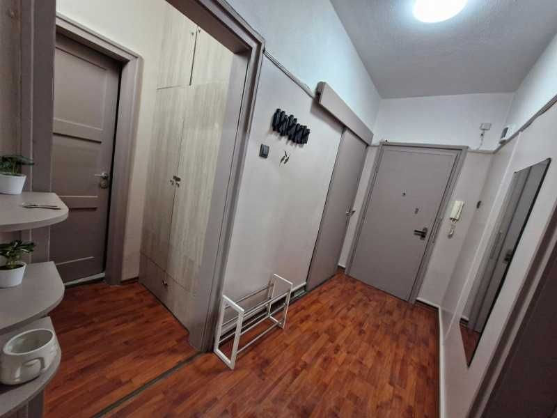 Дава се под наем Тристаен апартамент в София, Лагера - 92 кв.м за 747.66 € - Снимка #8