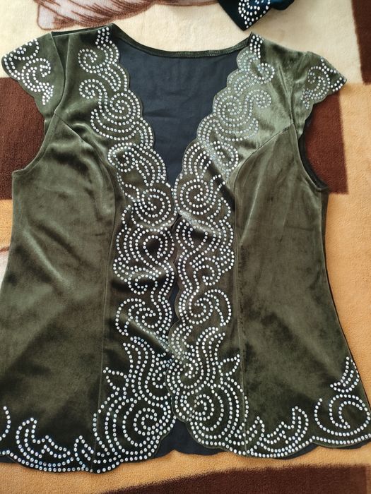 Новые желетки камзолы недорого