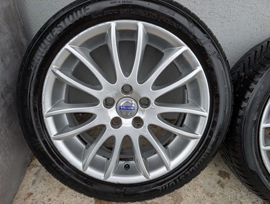 Jante SPARTACUS 17" Volvo V40 S40 V50 C30 C70 S60 V60 S80 V70 XC70 - 30671414 / 31317688