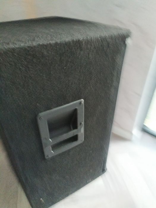 Professional ovoz apparaturasi sotiladi.