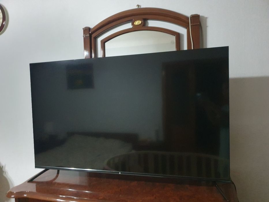 LED Телевизор Qwatt Q55YK-MB