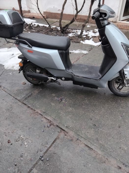 Vând scuter electric!