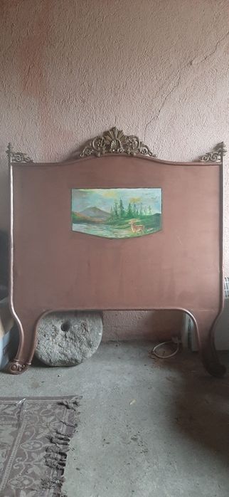 Антика метални табли за легло