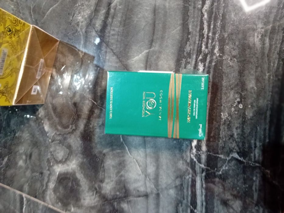 Parfum de vânzare