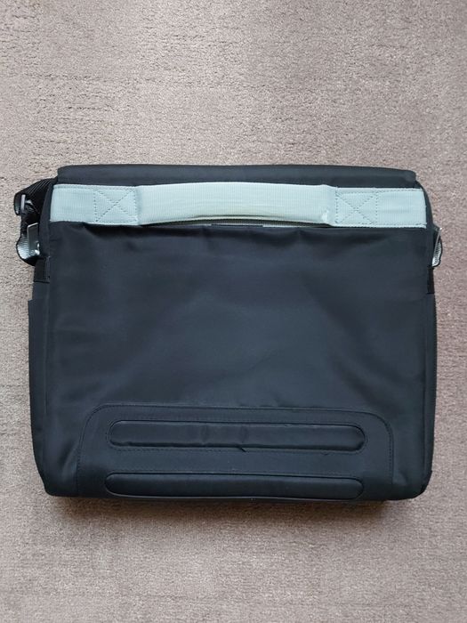 Vind geanta leptop compartimentata