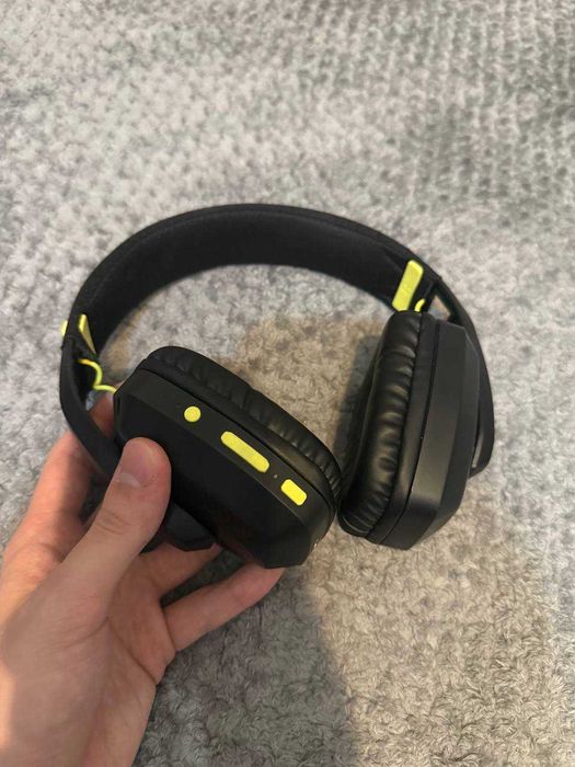 Срочно! Продам наушники VGN V1