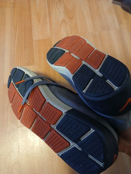 Adidasi Pantofi nike