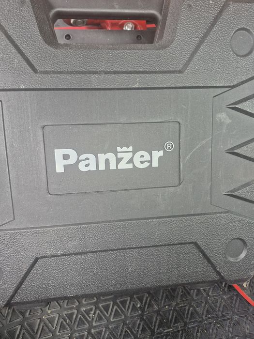 Masina de insurubat cu impact