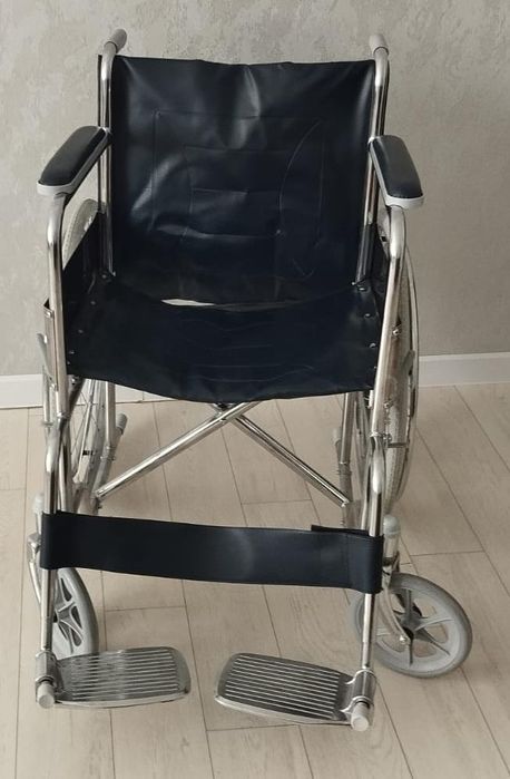 Инвалидная коляска новая  Biola Beewen FS809!