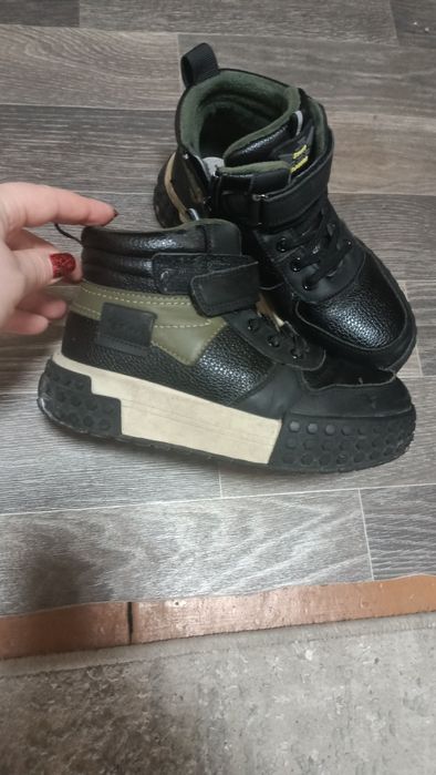 Продам ботинки !