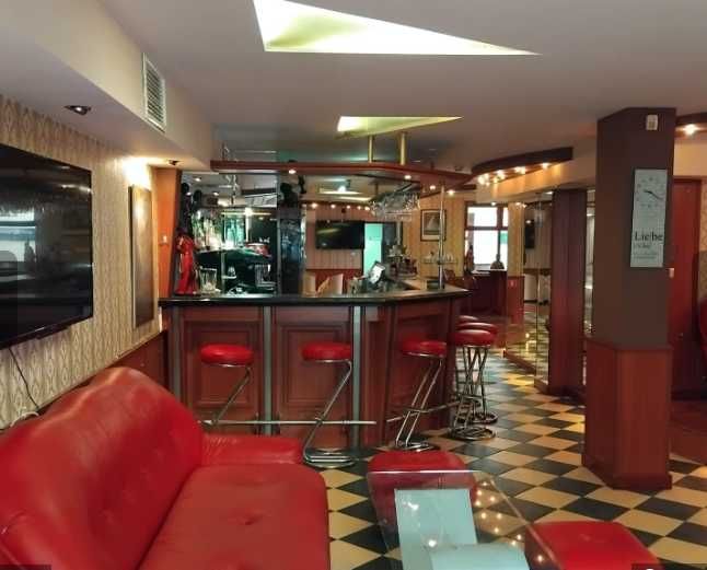 Дава се под наем Заведение в Варна, Лятно кино Тракия - 230 кв.м за 1530 € - Снимка #5