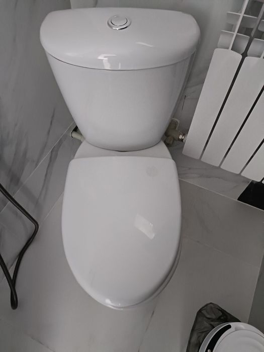 Продам унитаз новый