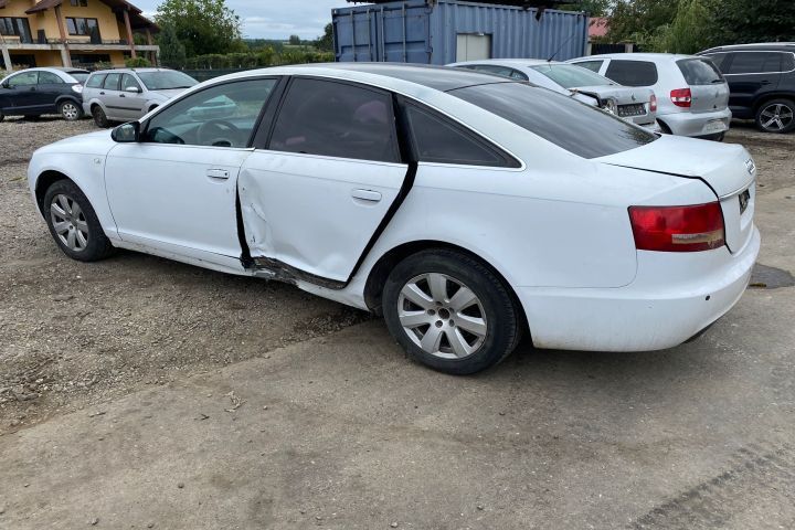 Dezmembrez Audi A6 4F/C6 [2004 - 2008] Sedan 2.7 TDI MT (180 hp) Cola