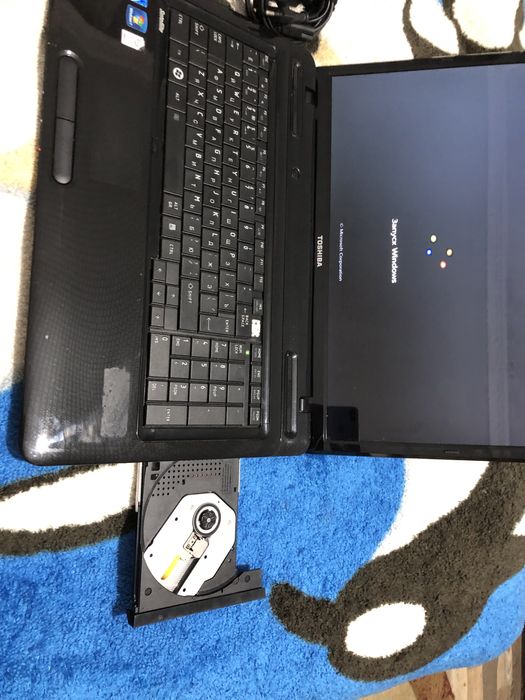 продам ноутбук TOSHIBA