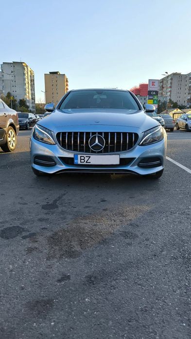 Mercedes-Benz C Propietar , Fără Accident ,Vopsea originală