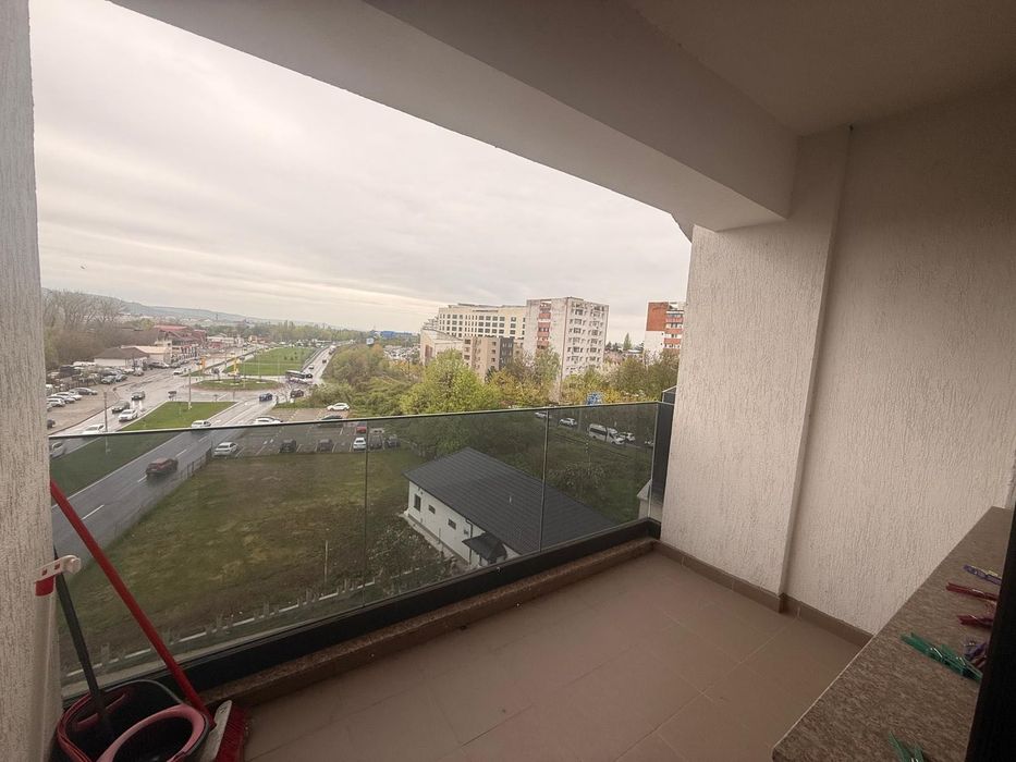 Vanzare Apartament 3 camere + loc de parcare