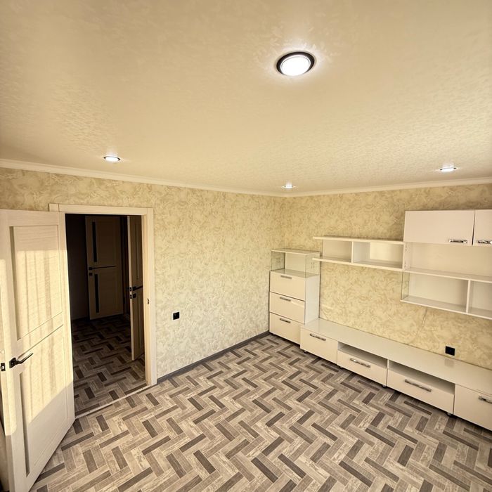 Квартира 3 комнатная