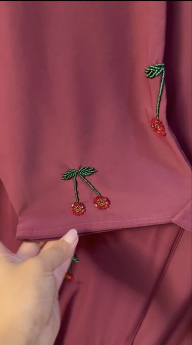 Bordo rangli nafis dubay abayasi